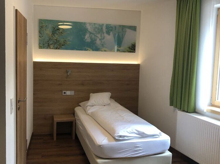 Номер Economy Индивидуальный, Restaurant Ochsen