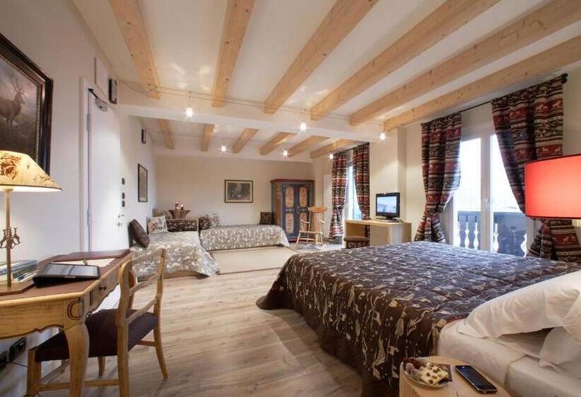 סוויטת ג'וניור, Savoia Dal 1924