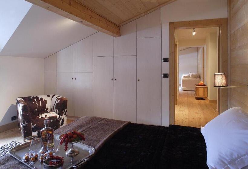 סוויטה, Savoia Dal 1924