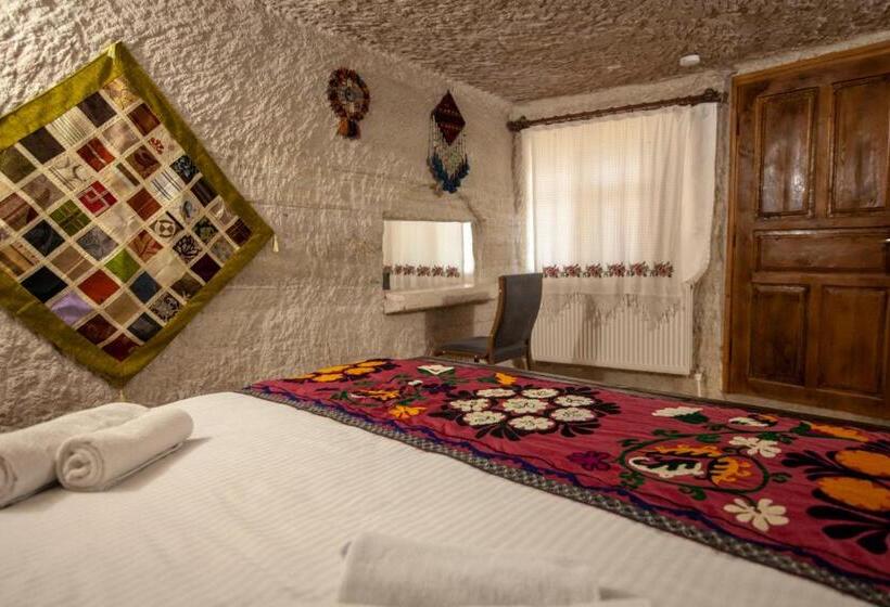 اتاق استاندارد, Seven Rock Cave