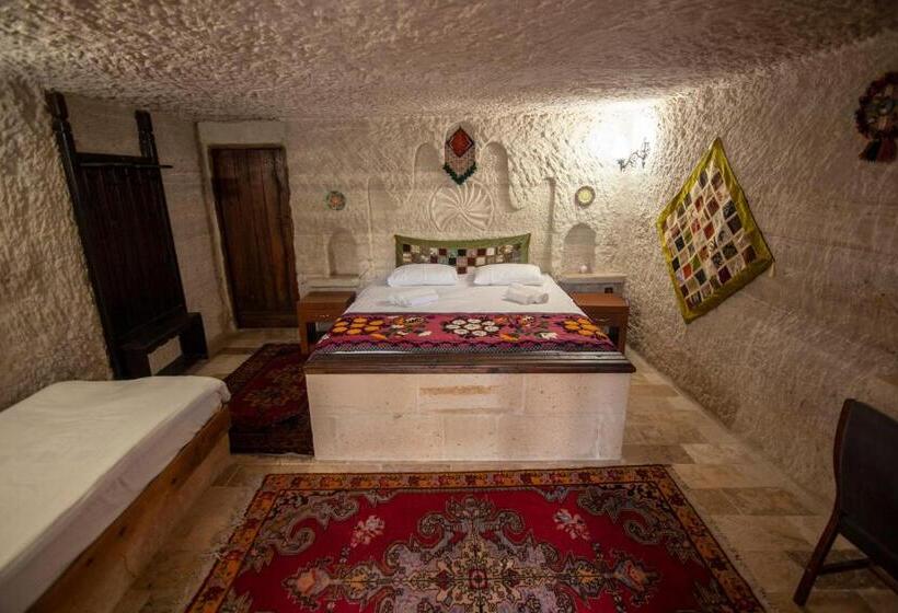 اتاق استاندارد, Seven Rock Cave