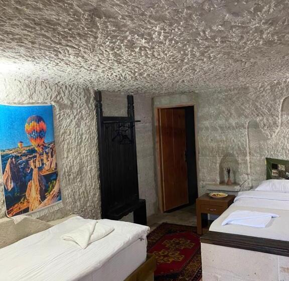 اتاق استاندارد, Seven Rock Cave