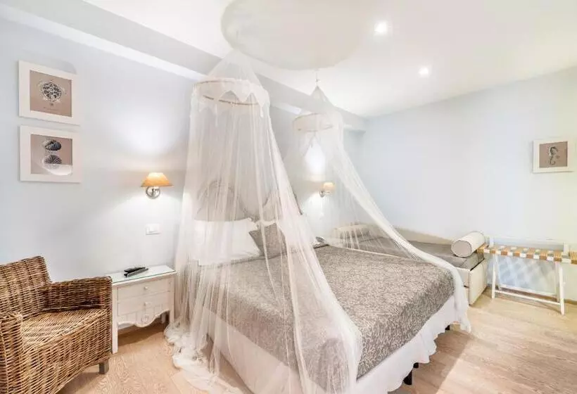 Comfort room with terrace, Stella Della Versilia