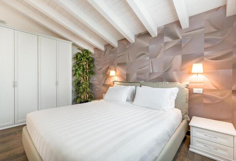 Люкс, Stella Della Versilia