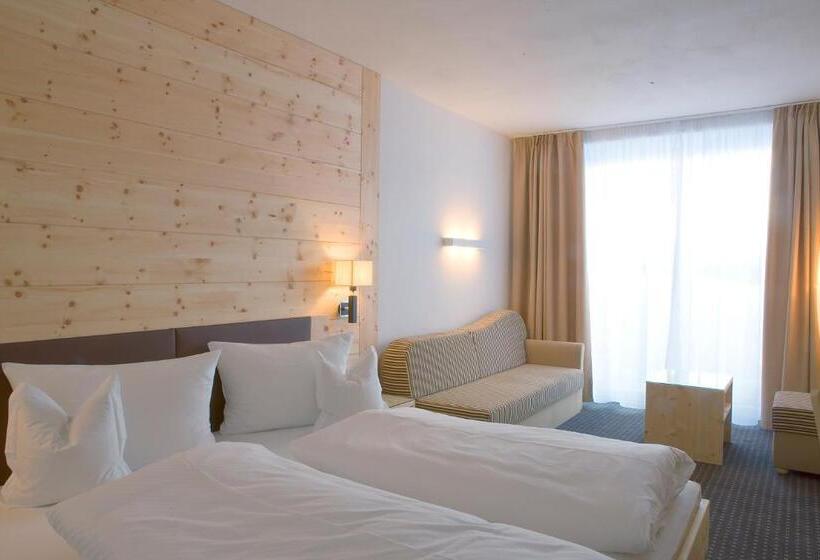 חדר סופריור נוף לגינה, The Vista