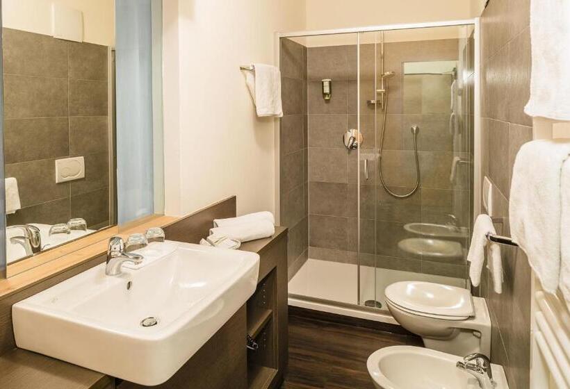 חדר סטנדרט עם מרפסת, The Vista