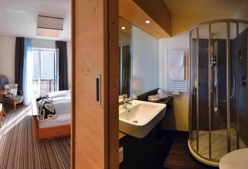 חדר סטנדרט עם מרפסת, The Vista