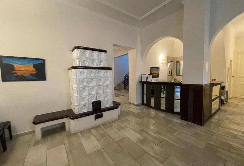 Quarto Estandar, Jókai Villa