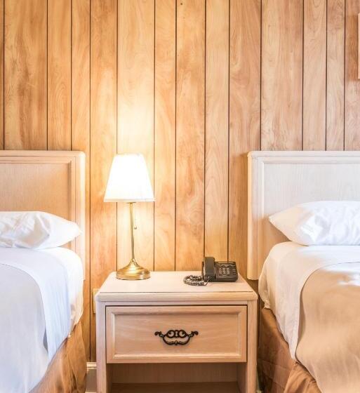 חדר סטנדרט שתי מיטות זוגיות, Lake City Motel