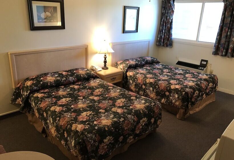 חדר סטנדרט שתי מיטות זוגיות, Lake City Motel