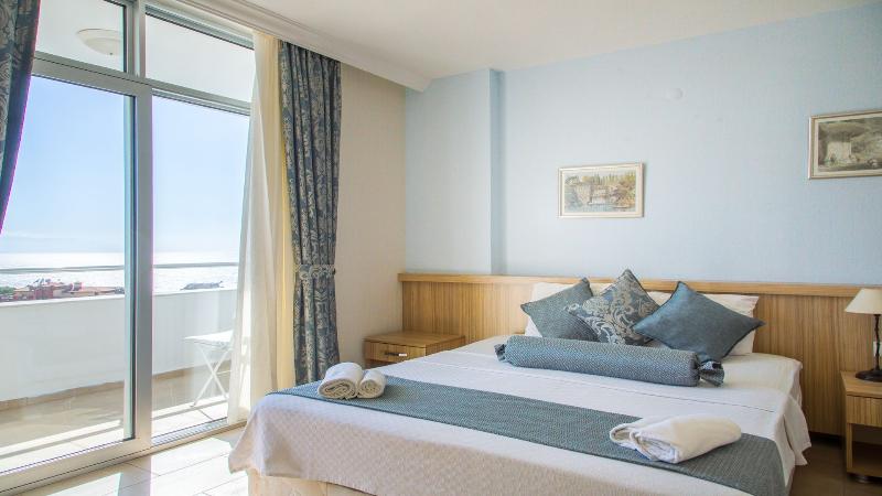 Номер Стандарт, Ponz