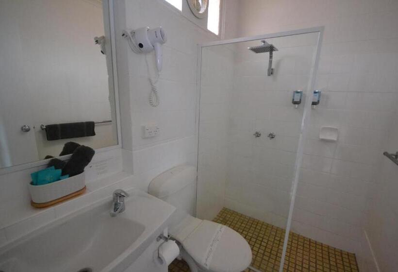 חדר סטנדרט עם מרפסת, South Seas Motel