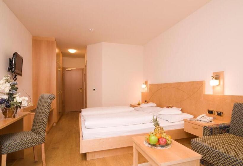 Номер Комфорт, Sporthotel Zoll