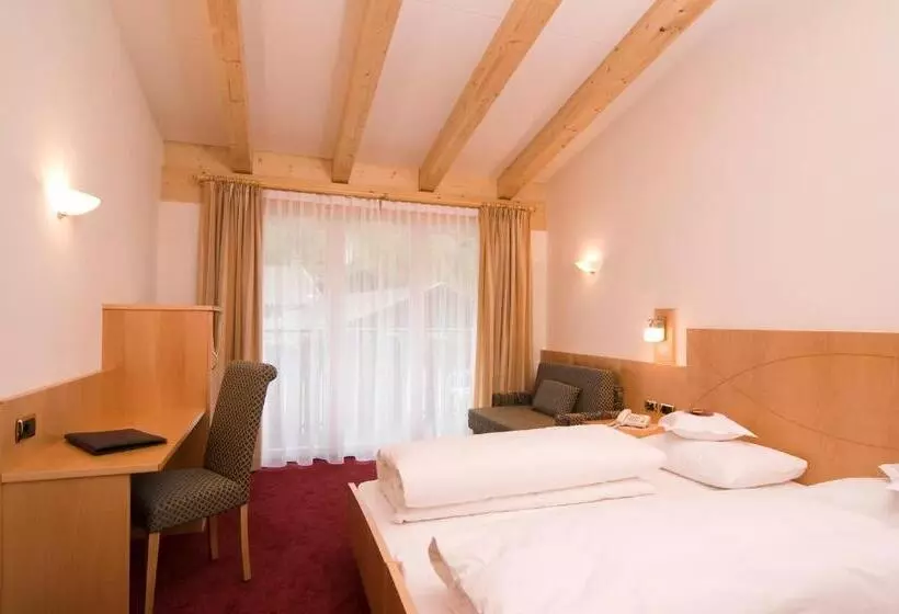 コンフォートルーム, Sporthotel Zoll