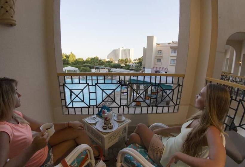 سوییت جونیور, Taba Sands Hotel & Casino