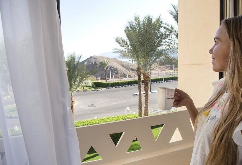 סוויטת ג'וניור, Taba Sands Hotel & Casino