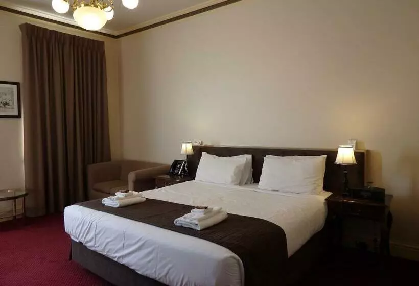 キングサイズベッドのスタンダードルーム, The Glenferrie Hotel Hawthorn
