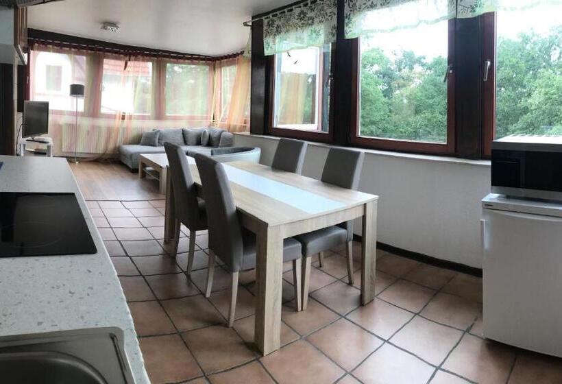 جناح كلاسيكي, Waldhotel Bad Münstereifel