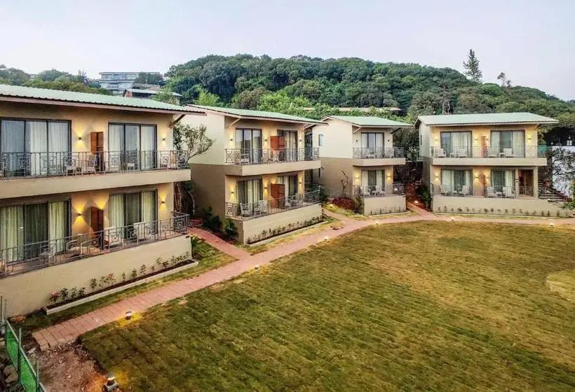 バルコニー付プレミアムルーム, Advait Resort,  Kshetra Mahabaleshwar