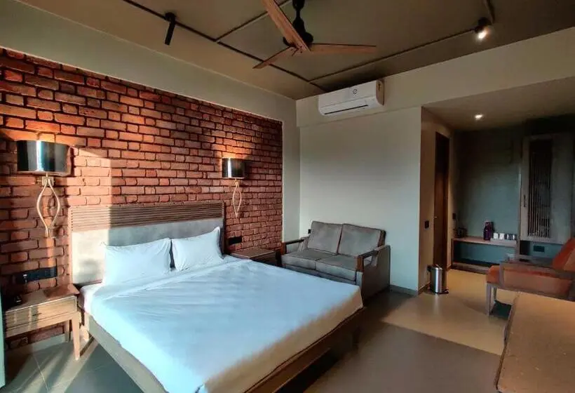 １階のスタンダードルーム, Advait Resort,  Kshetra Mahabaleshwar