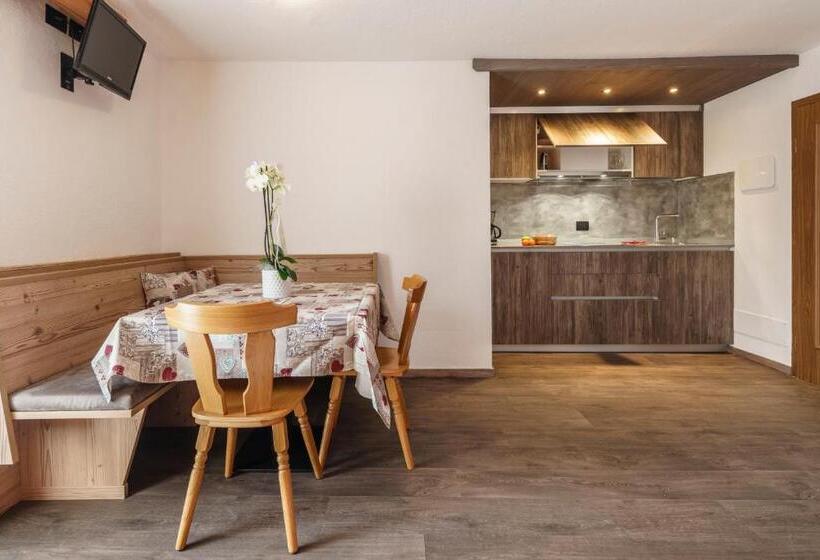 דירת חדר, Pension Garni Plang