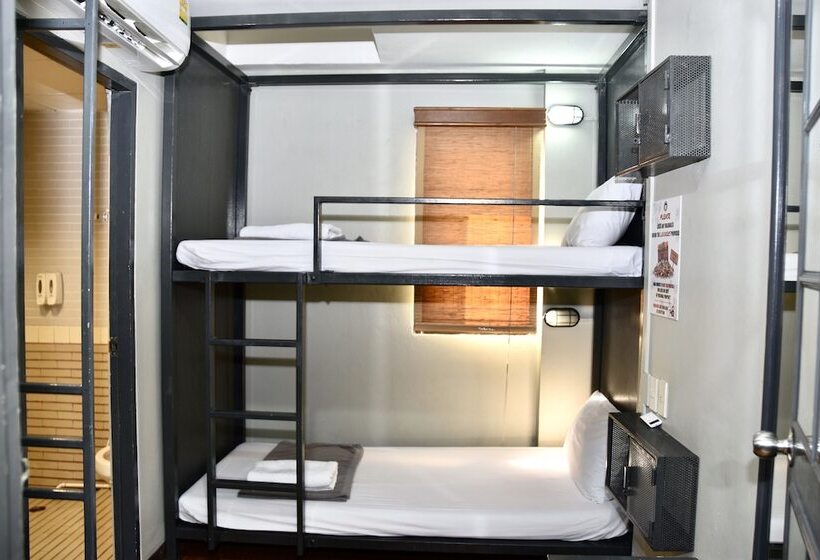 スタンダードルーム, Mad Monkey Bangkok