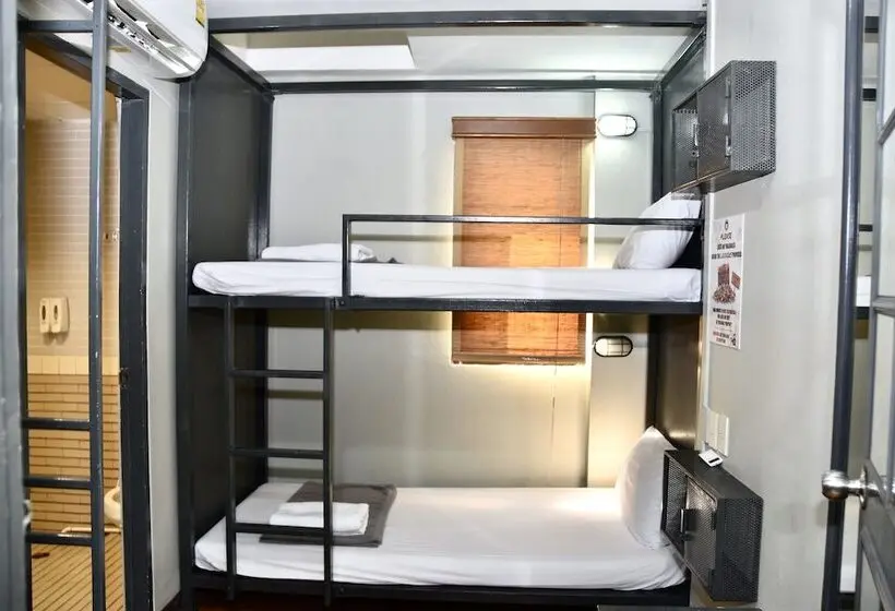 اتاق استاندارد, Mad Monkey Bangkok