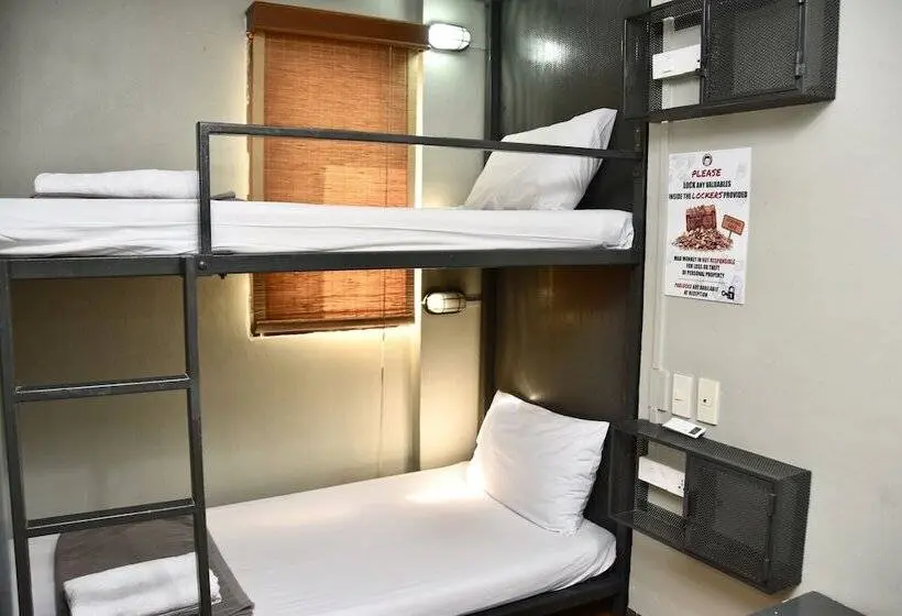اتاق استاندارد, Mad Monkey Bangkok