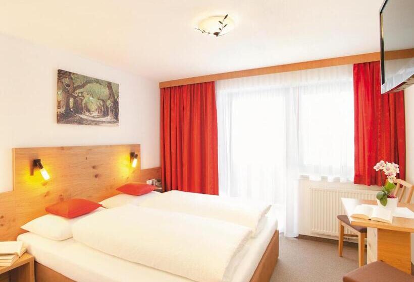 Апартаменты Comfort 2 Спальни, Appartement Hotel Garni Matthäuserhof