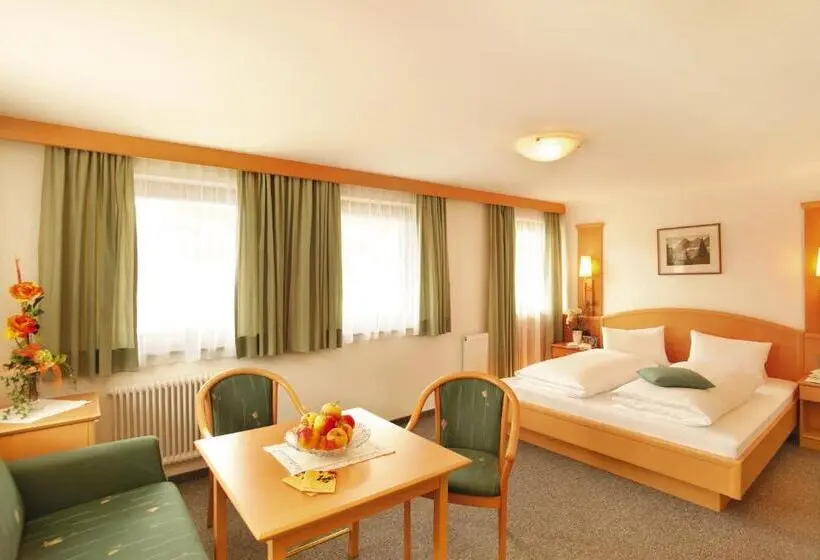 آپارتمان 1 خوابه با بالکن, Appartement Hotel Garni Matthäuserhof