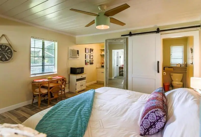 ファミリールーム, Island View Cottages Sebastian