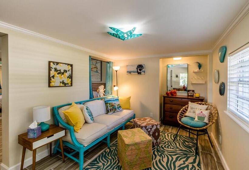 חדר משפחתי, Island View Cottages Sebastian