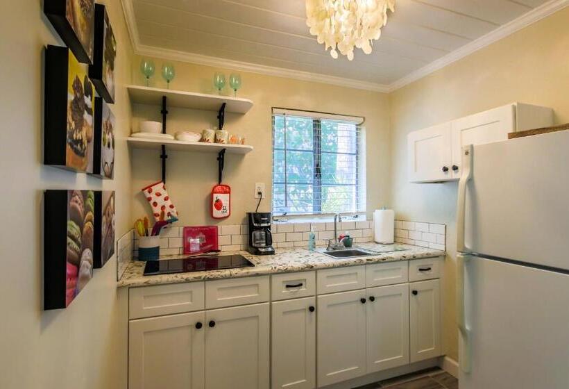 חדר משפחתי, Island View Cottages Sebastian