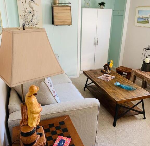 בקתה, Island View Cottages Sebastian