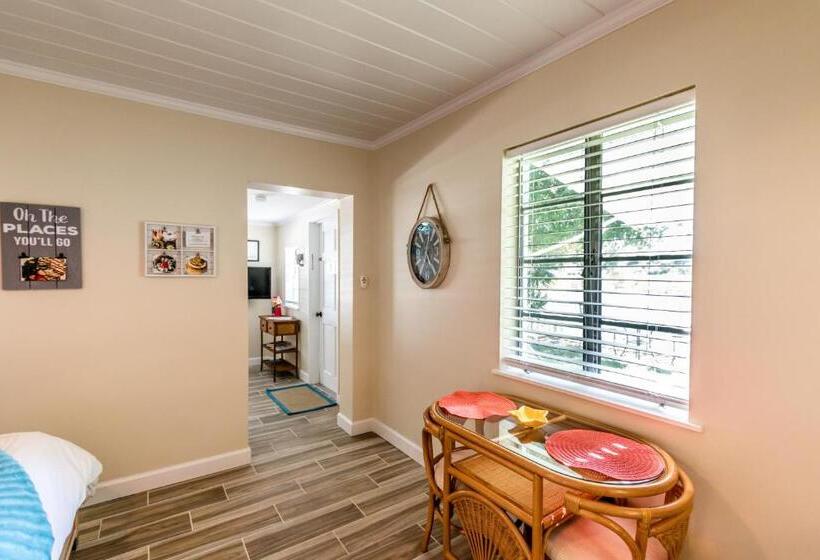 חדר משפחתי, Island View Cottages Sebastian