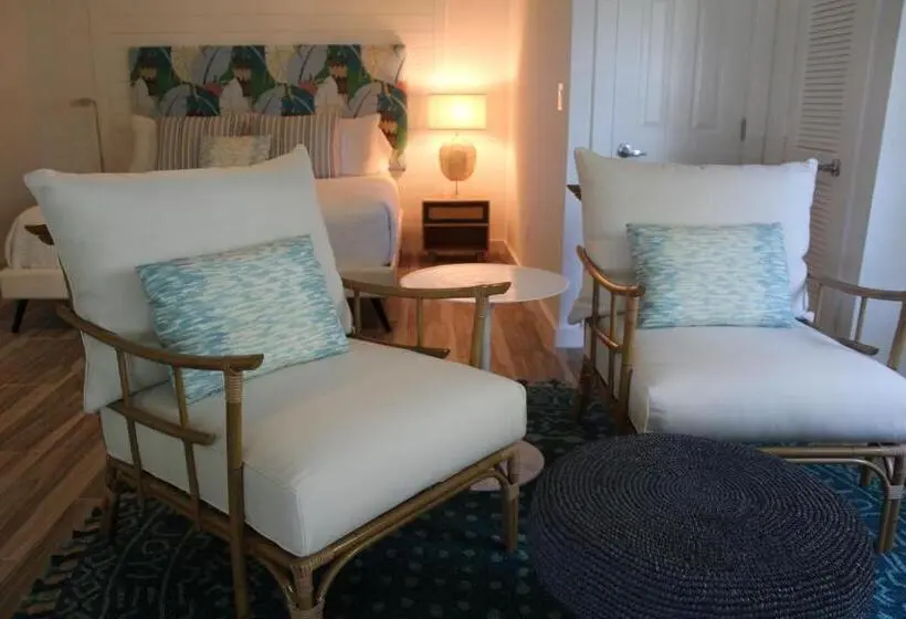 デラックススタジオ, Island View Cottages Sebastian
