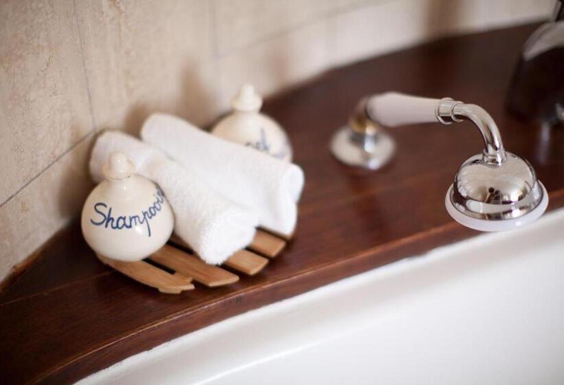 Номер Стандарт, Chez Bruno