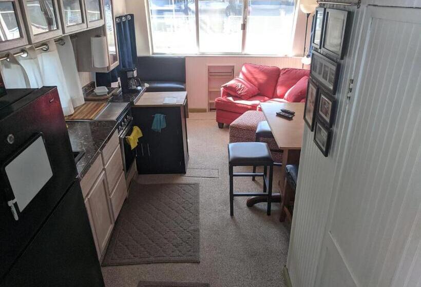 جناح مطل على البحر, Hills Motel & Marina