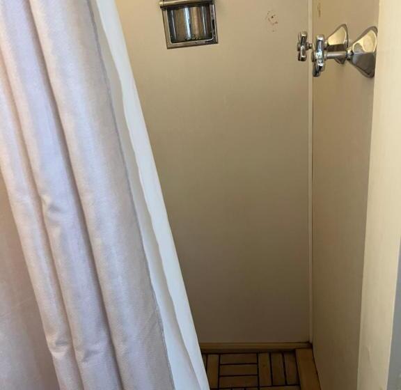 جناح مطل على البحر, Hills Motel & Marina