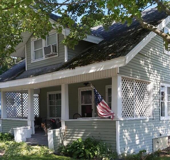 منزل 3 غرف نوم, Hills Motel & Marina