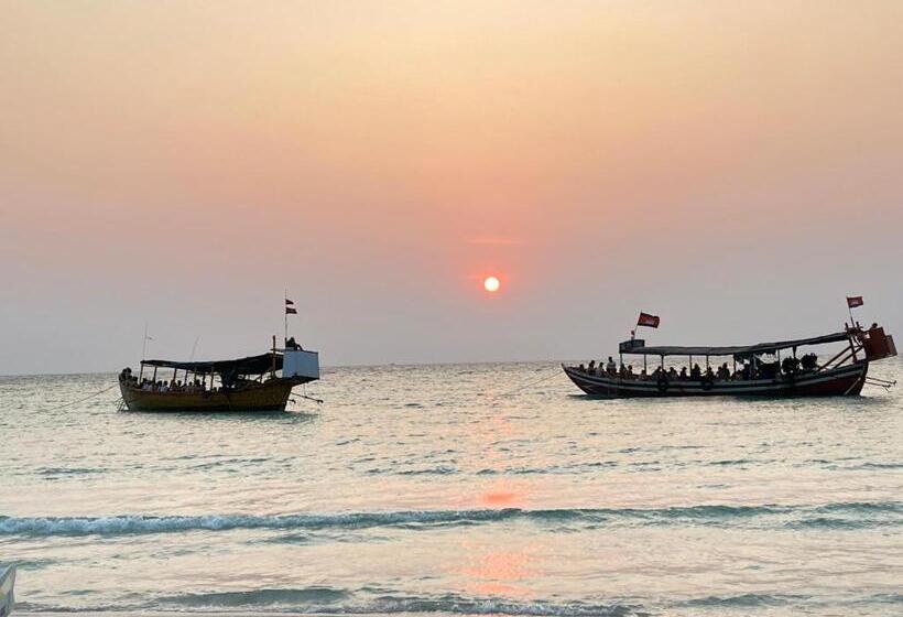 اتاق استاندارد, Elephant Guesthouse