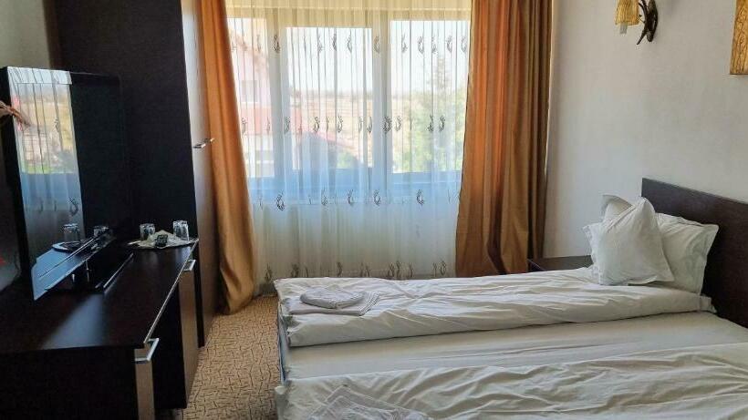 غرفة قياسية, Pensiunea Emma