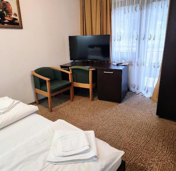 غرفة ديلوكس, Pensiunea Emma