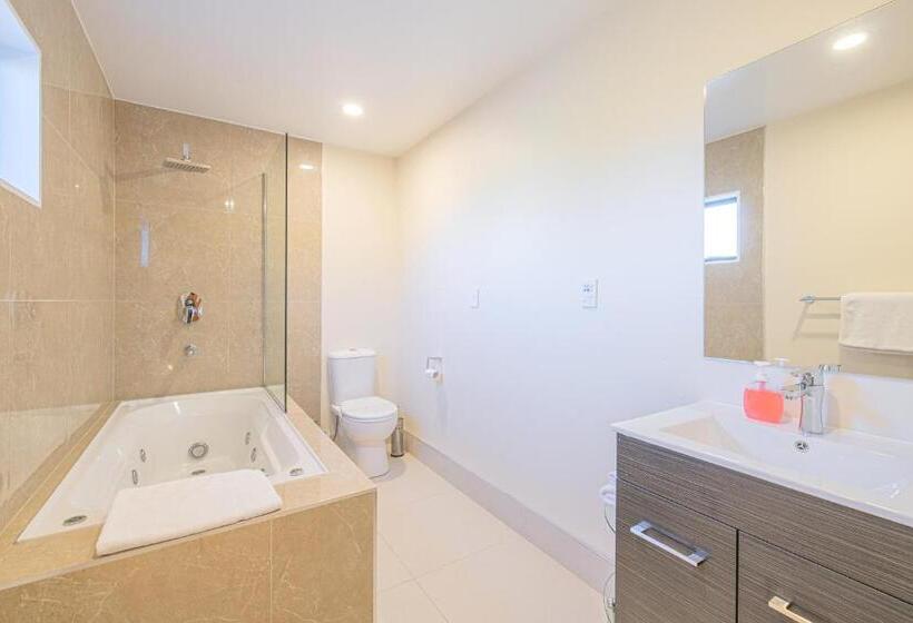 패밀리 스위트, Auckland Newmarket Motel