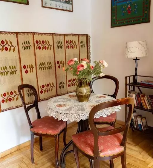 آپارتمان 1 خوابه, Kolory Guest House