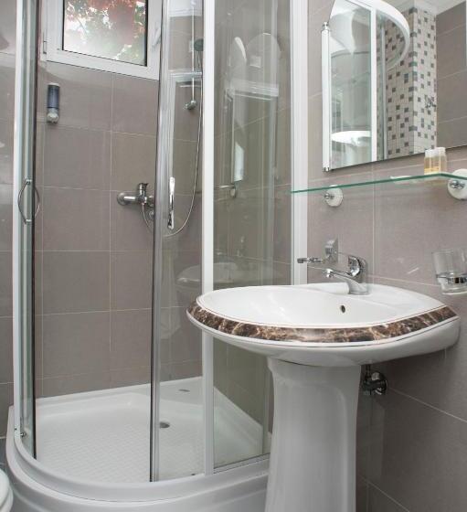 استودیوی استاندارد, Adrović