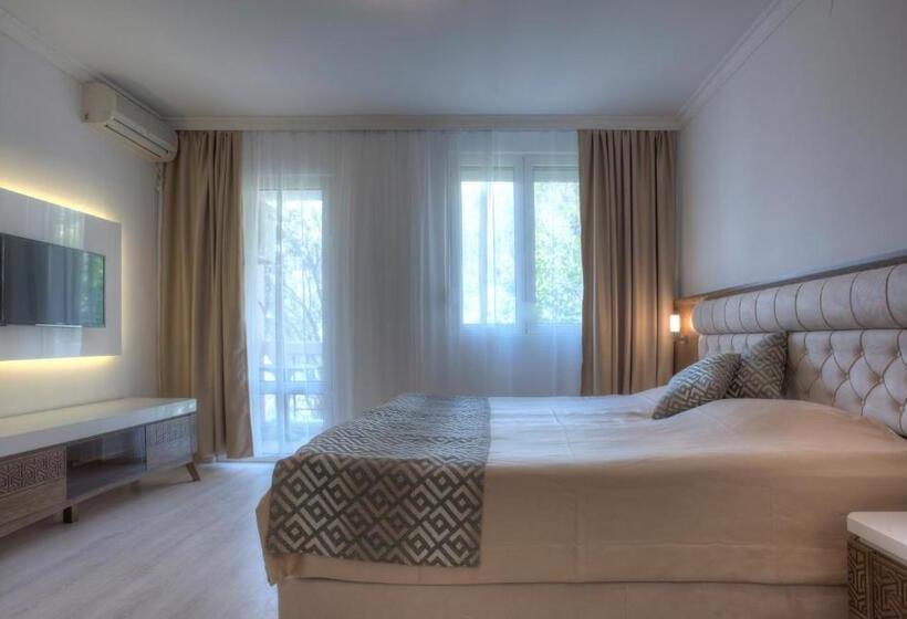 سوییت, Adrović