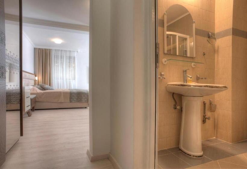 سوییت, Adrović