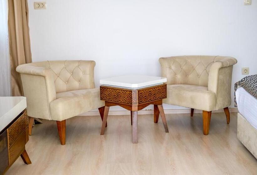 2 Bedroom Family Apartment Sea View, Adrović