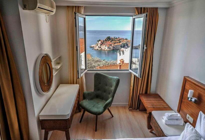 اتاق استاندارد با چشم‌انداز دریا, Adrović